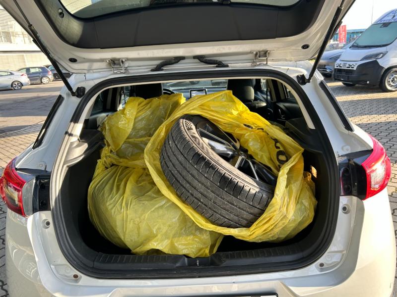 CX-3 CD105 AWD Revolution