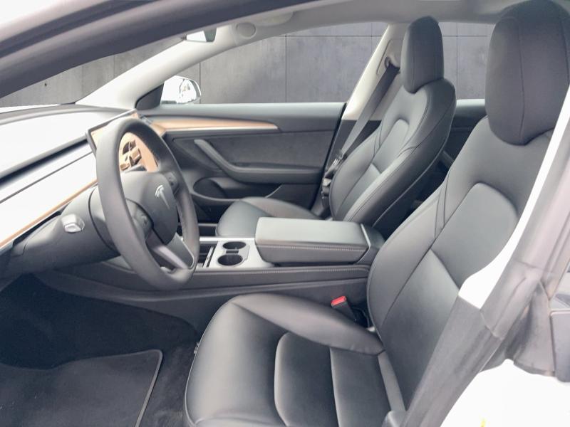 Tesla Model 3 Basis RWD