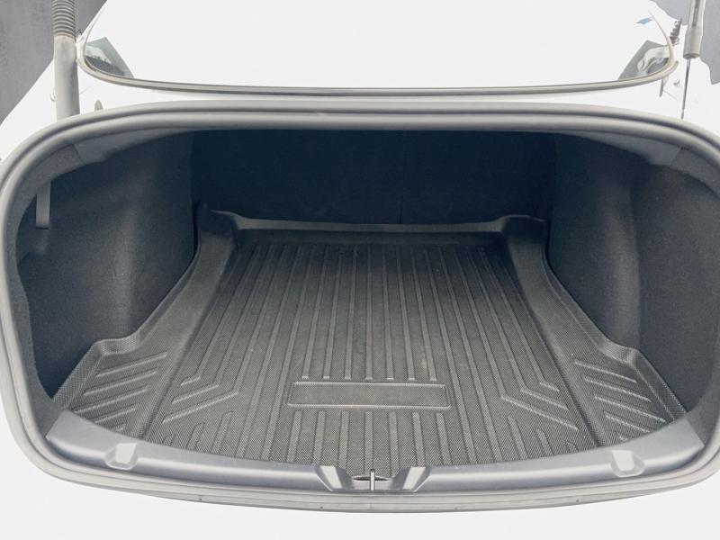 Tesla Model 3 Basis RWD