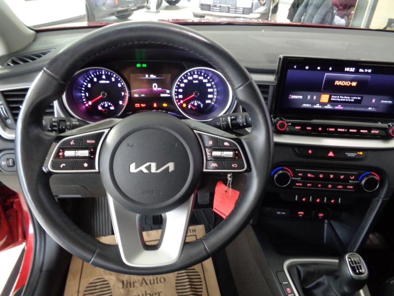 KIA XCEED/SIL./1.0 TGDI/MT6/120PS