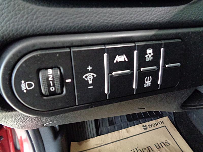 KIA XCEED/SIL./1.0 TGDI/MT6/120PS