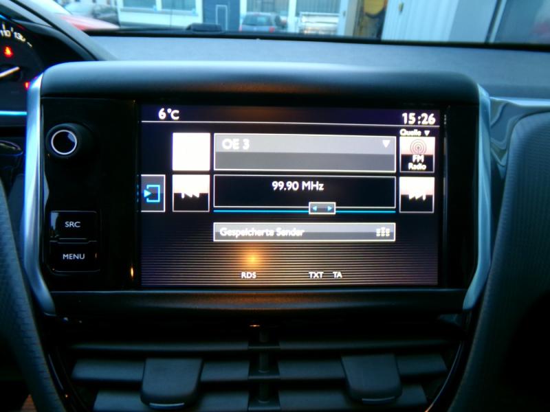 Peugeot 2008 1.2 PureTech 110PS  Aut.