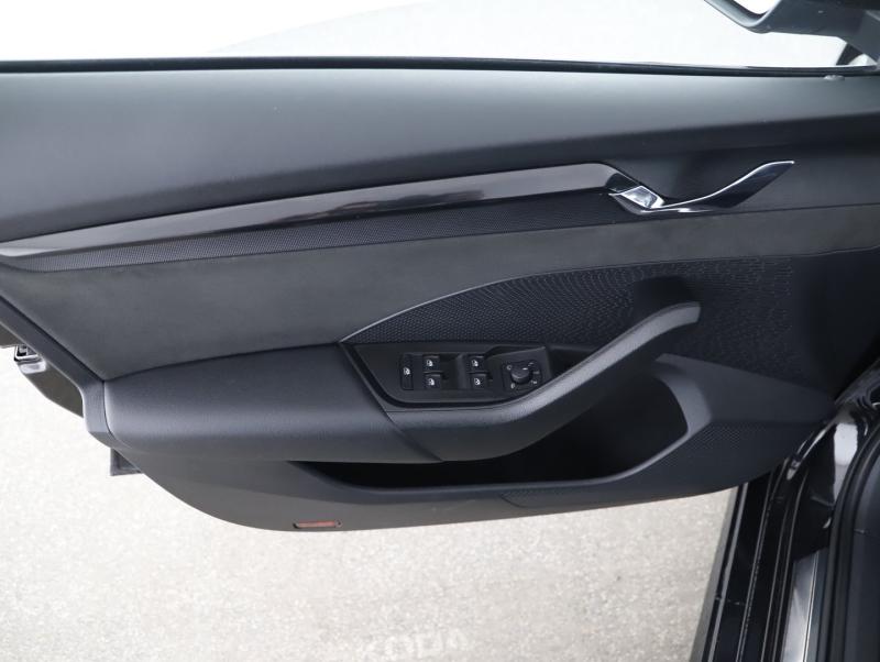 Škoda OCTAVIA Combi RS TDI DSG