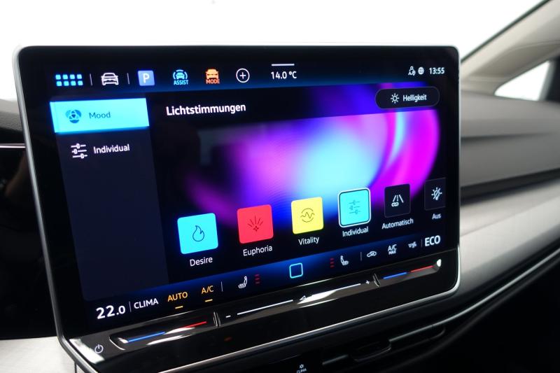 VW Golf Rabbit eHybrid DSG 150 kW