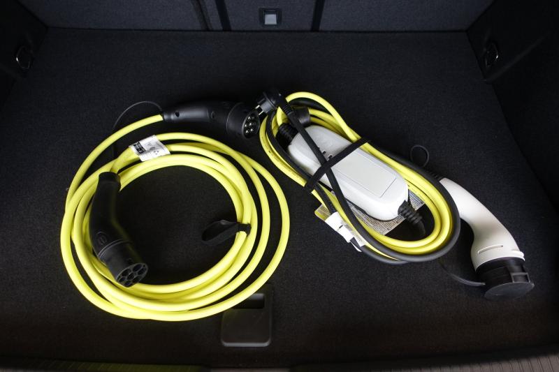 VW Golf Rabbit eHybrid DSG 150 kW