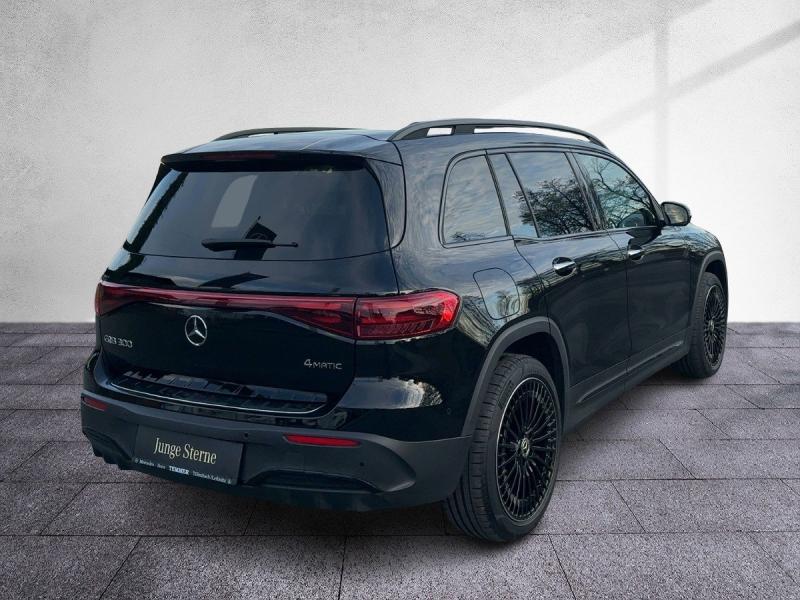 MERCEDES-BENZ EQB 300 4M AMG NP € 69.696.-