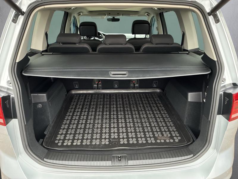 VW Touran Sky TDI SCR DSG 5-Sitzer