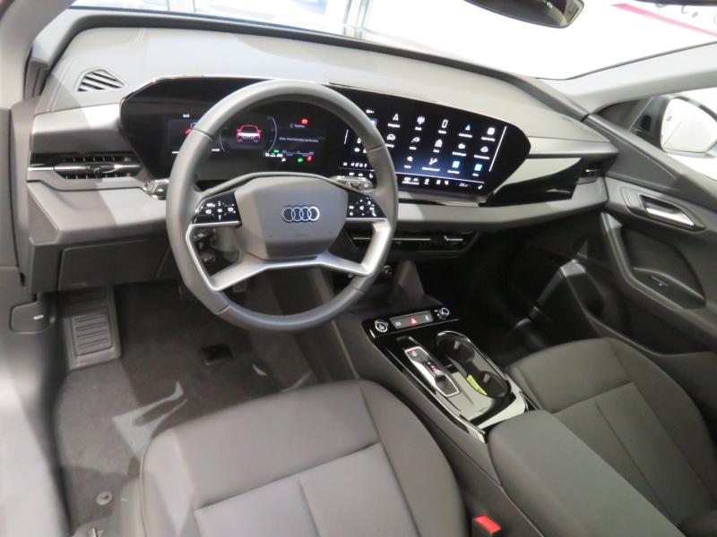 Audi Q6 e-tron quattro business