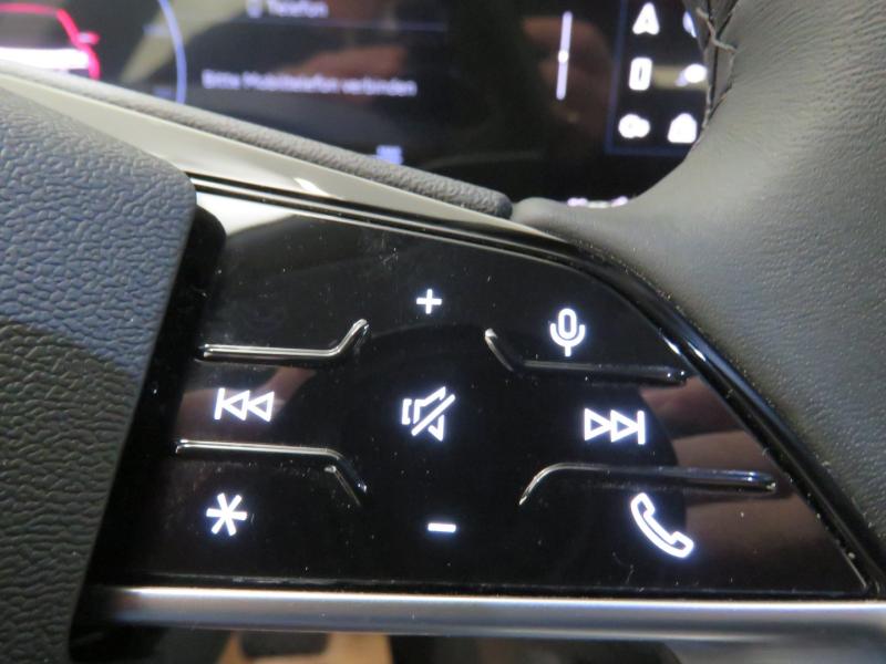 Audi Q6 e-tron quattro business