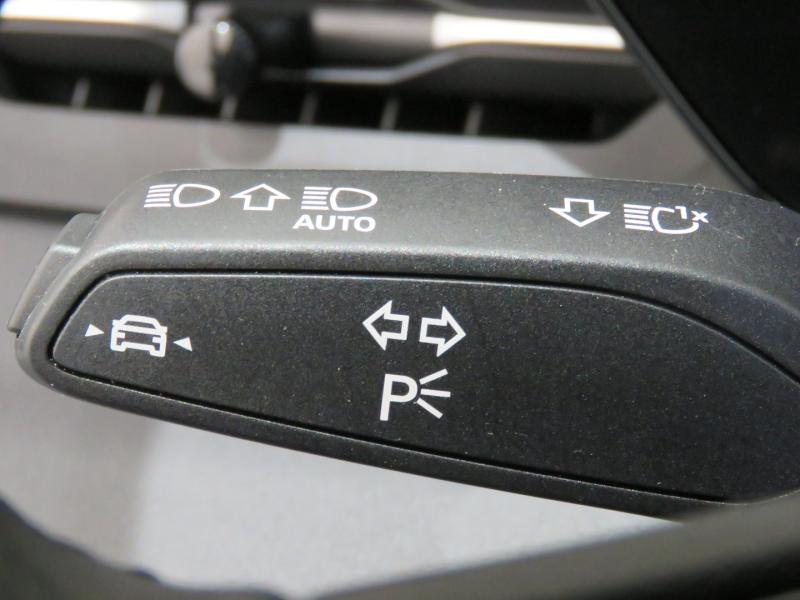 Audi Q6 e-tron quattro business