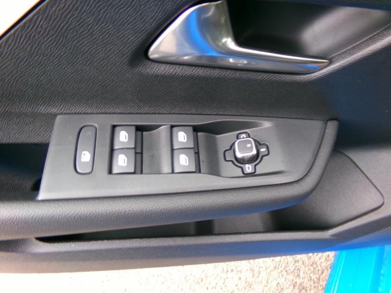 Opel ASTRA  ST  1.2 145PS