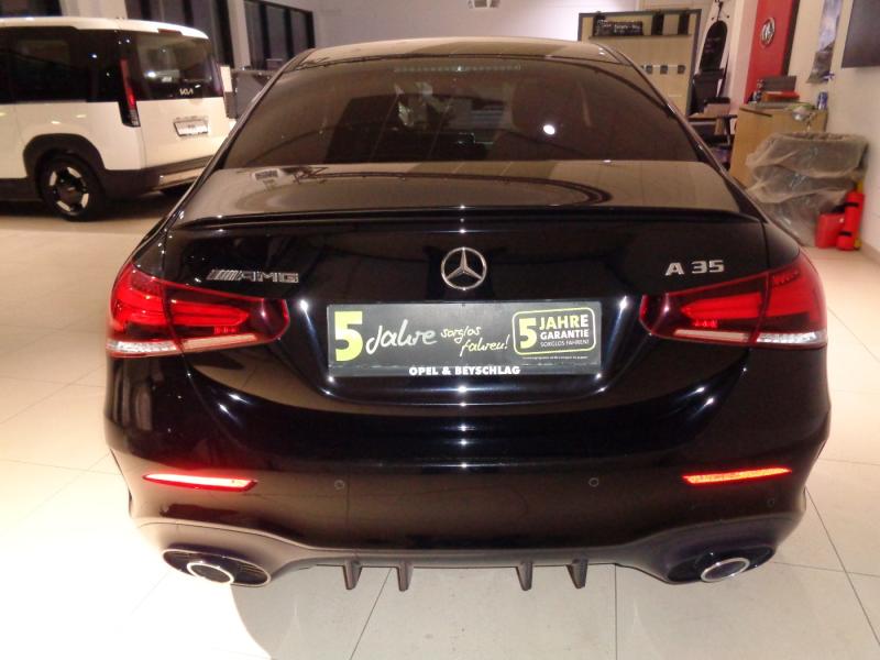 MERCEDES-BENZ A 35 AMG Limousine 4MATIC Aut.