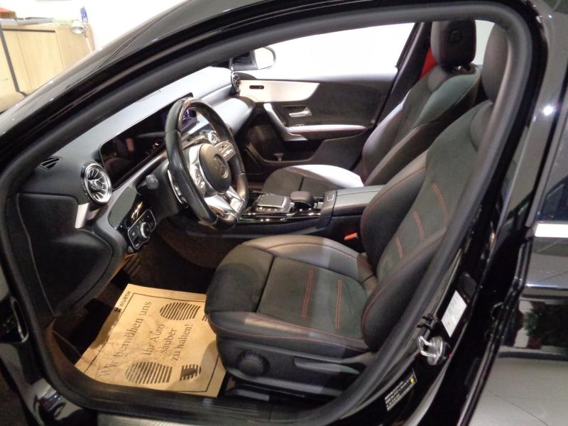 MERCEDES-BENZ A 35 AMG Limousine 4MATIC Aut.