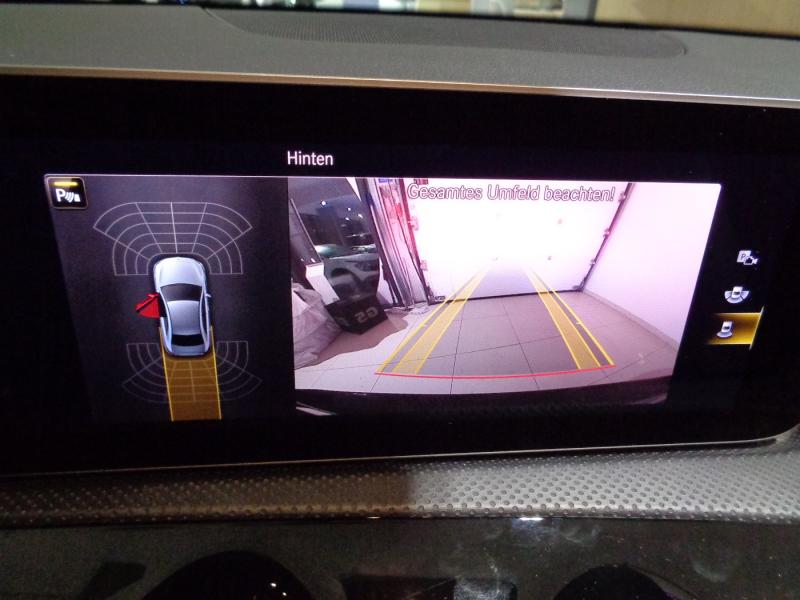 MERCEDES-BENZ A 35 AMG Limousine 4MATIC Aut.