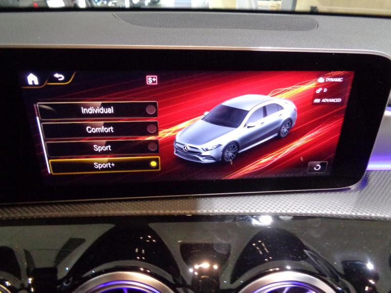 MERCEDES-BENZ A 35 AMG Limousine 4MATIC Aut.