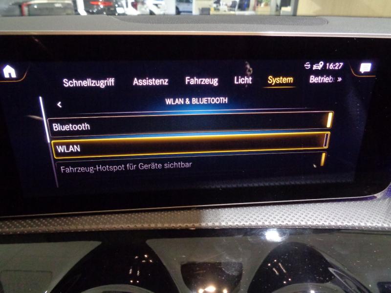 MERCEDES-BENZ A 35 AMG Limousine 4MATIC Aut.