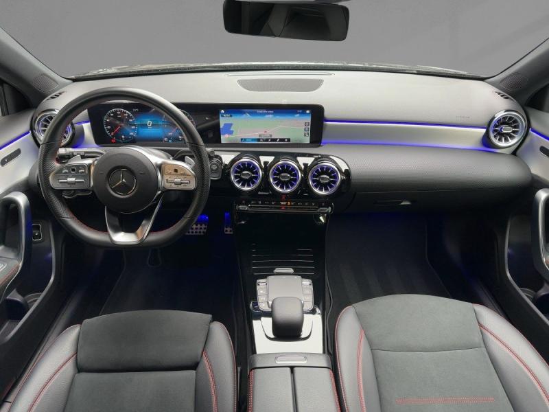 MERCEDES-BENZ A 250 e AMG-Line