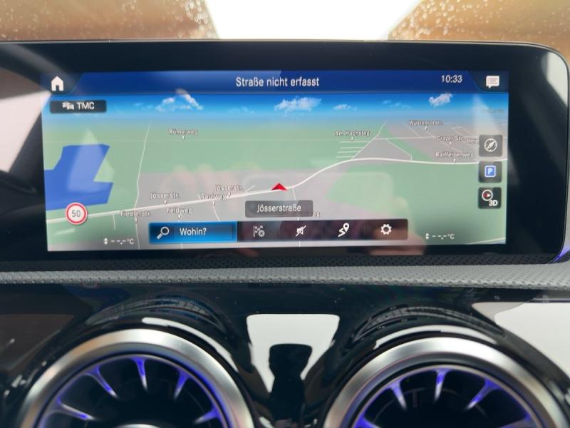 MERCEDES-BENZ A 250 e AMG-Line