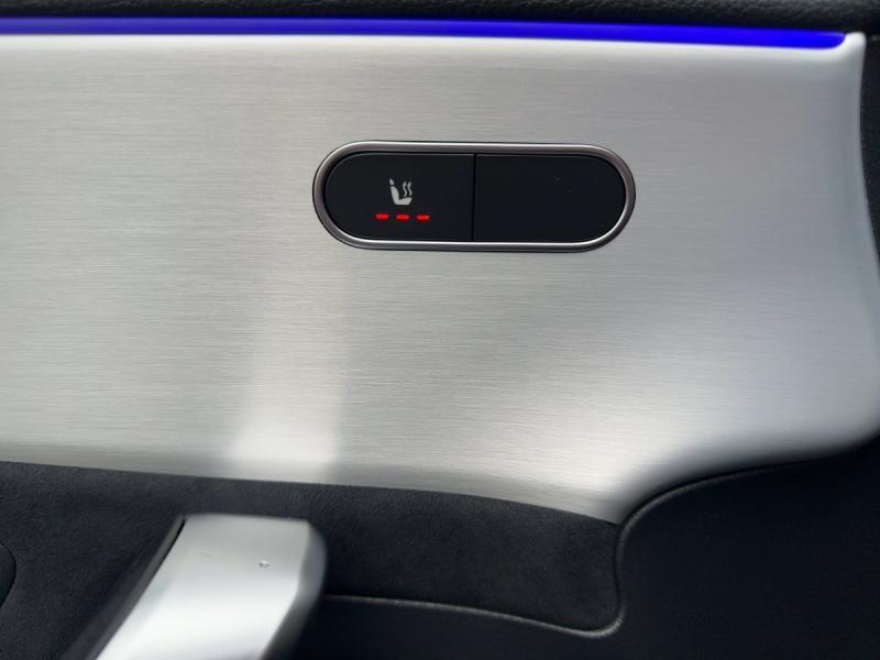 MERCEDES-BENZ A 250 e AMG-Line