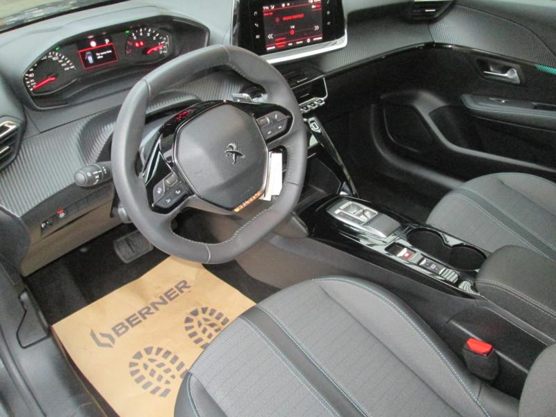 Peugeot 208 Allure PureTech 100 S&S EA