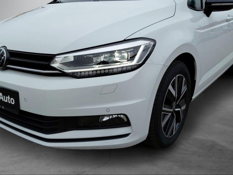 VW Touran Highline TDI SCR DSG