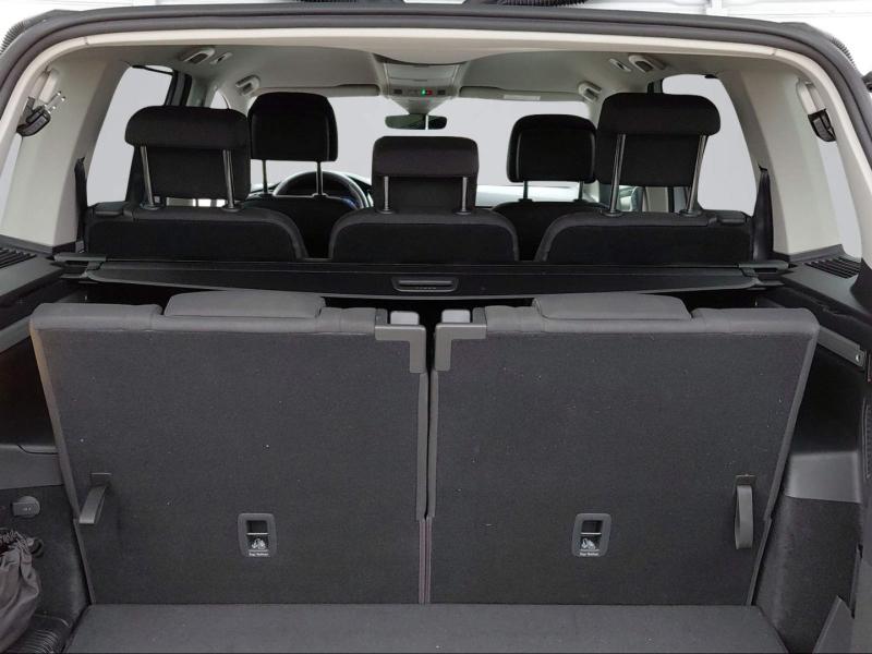 VW Touran Highline TDI SCR DSG