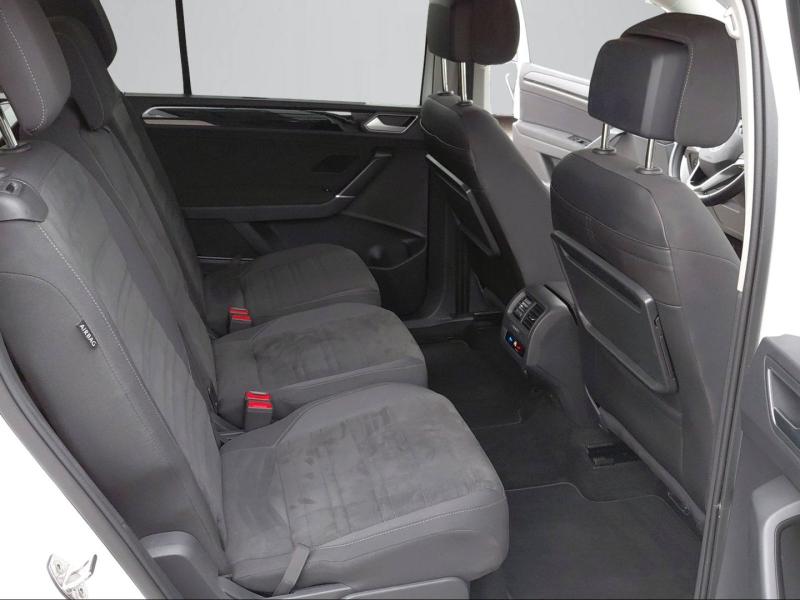 VW Touran Highline TDI SCR DSG