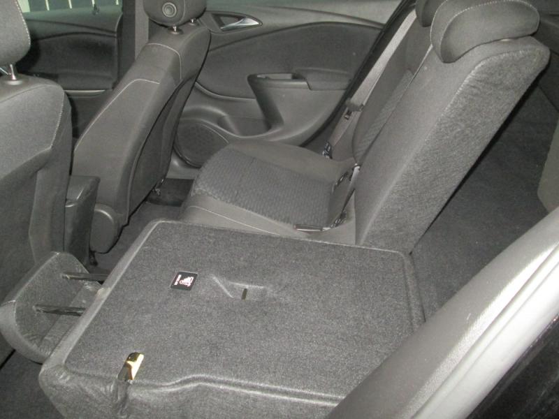 Opel Astra ST 1.2 Turbo Edition