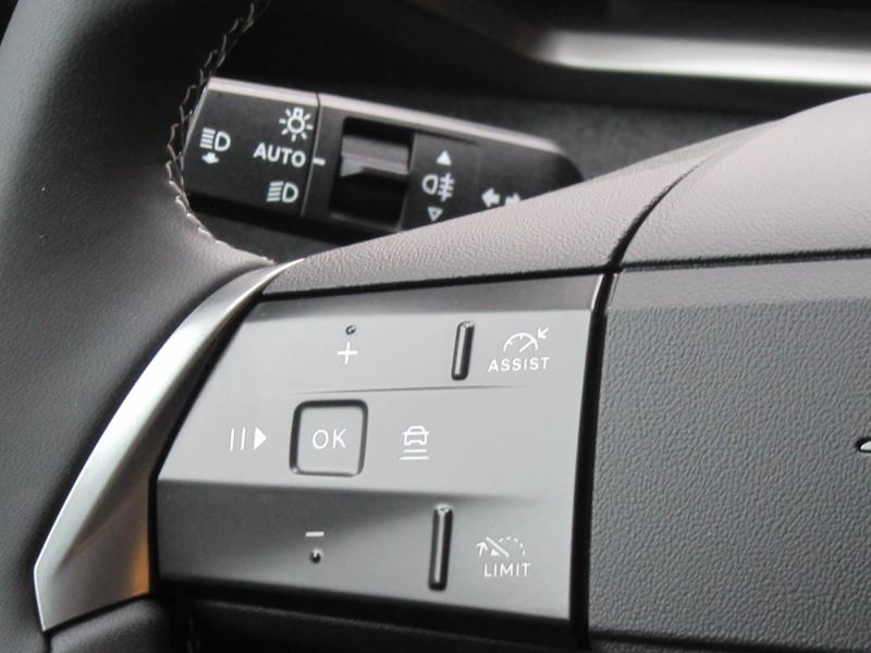 Opel GRANDLAND BED 1.2 DKG 145PS