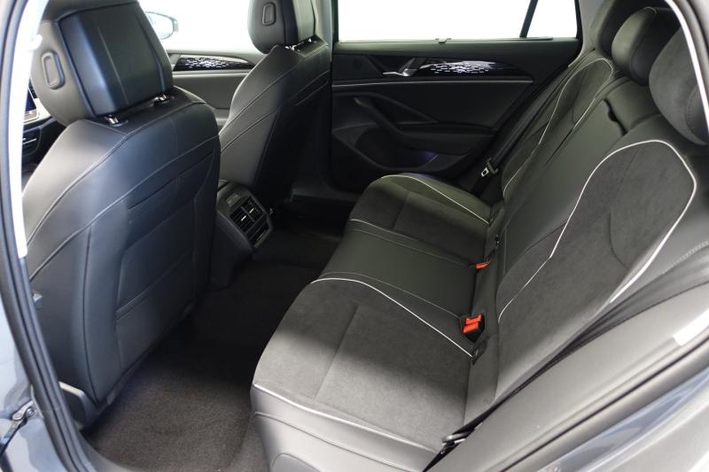 VW Passat Variant Business TDI DSG