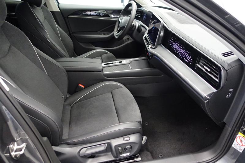 VW Passat Variant Business TDI DSG