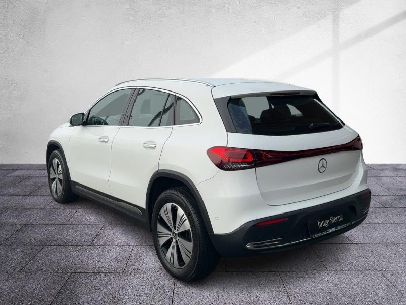 MERCEDES-BENZ EQA 250 Progressive