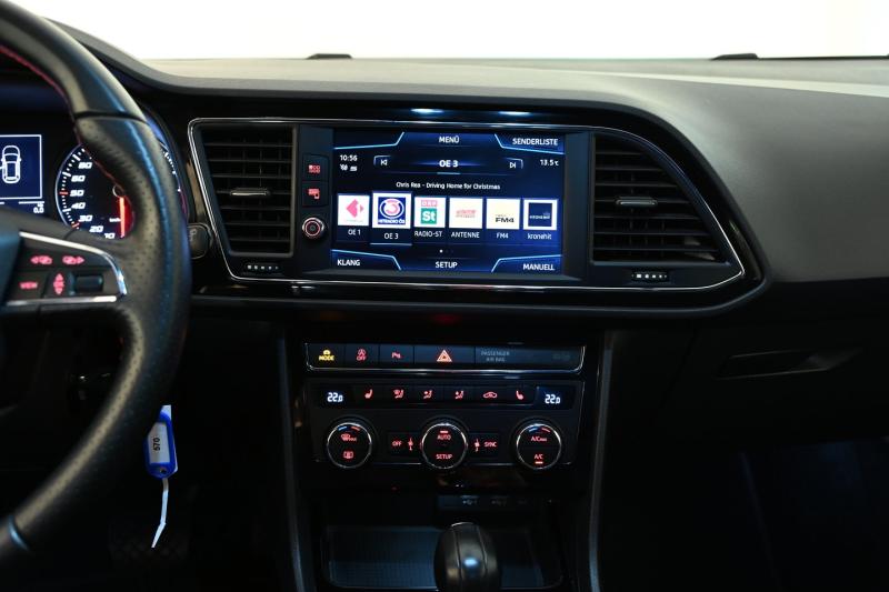 SEAT Leon Kombi FR Black-Edition TSI DSG