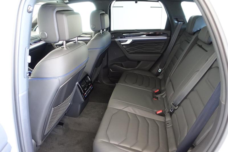 VW Touareg R eHybrid TSI 4MOTION