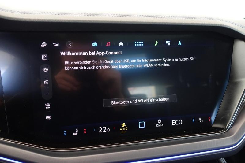 VW Touareg R eHybrid TSI 4MOTION