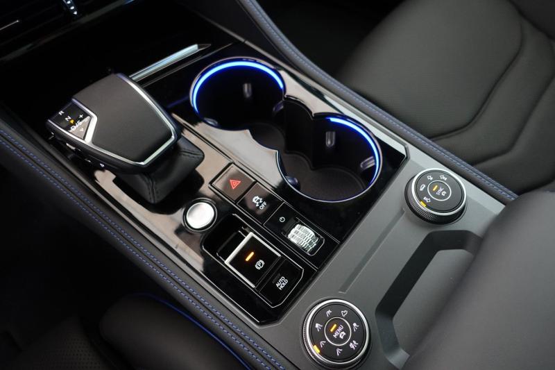 VW Touareg R eHybrid TSI 4MOTION