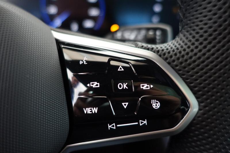 VW Touareg R eHybrid TSI 4MOTION