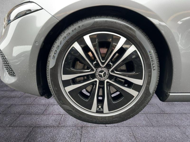 MERCEDES-BENZ A 180 d Progressive