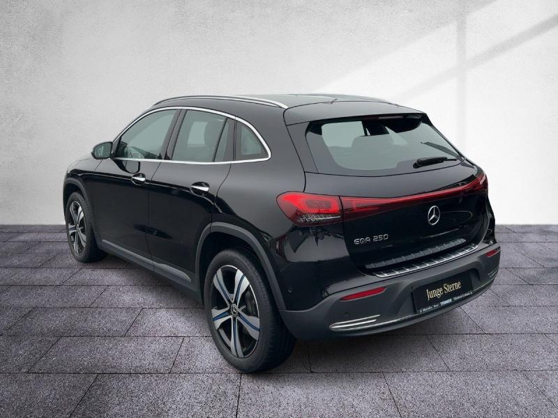 MERCEDES-BENZ EQA 250 Electric Art-Line