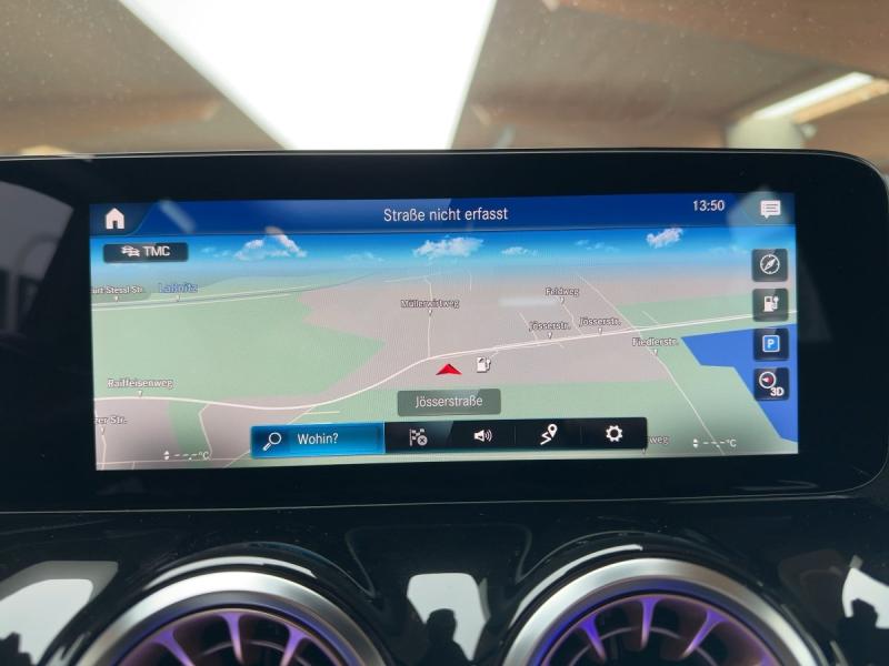 MERCEDES-BENZ EQA 250 Electric Art-Line