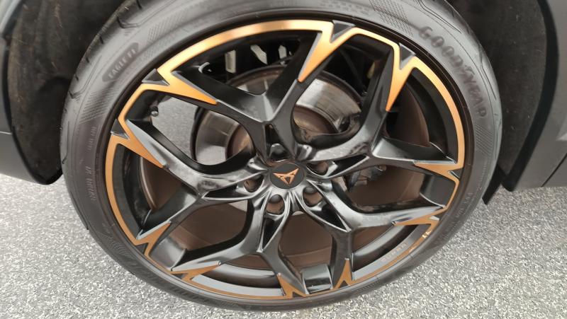 CUPRA Formentor VZ5 2.5 TSI 390 PS DSG 4Drive