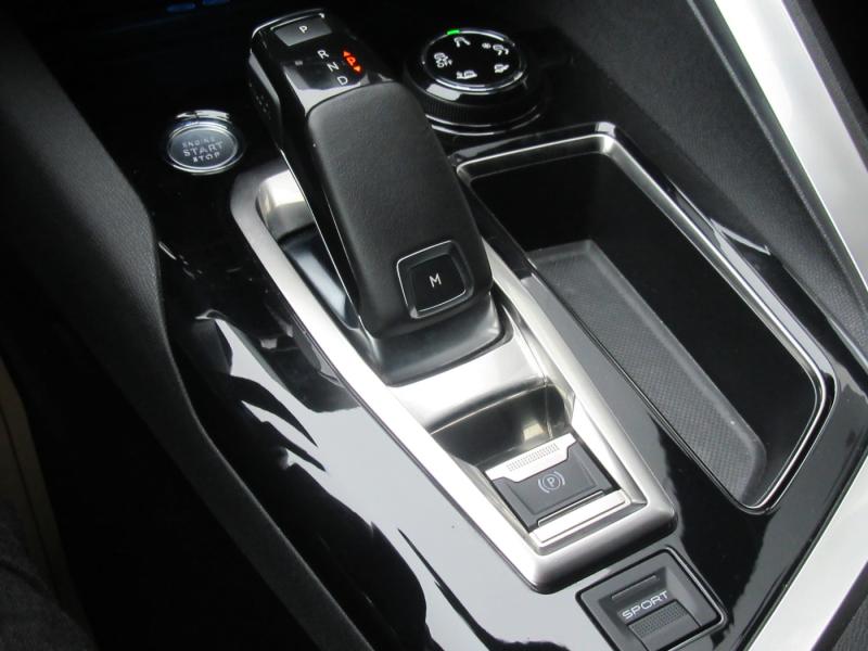 Peugeot 3008 20 BlueHDi 180 S&S EAT8