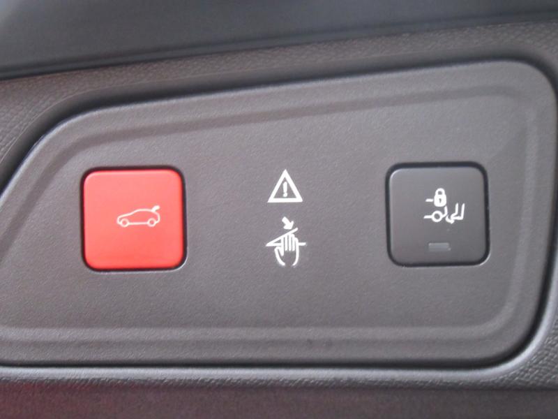 Peugeot 3008 20 BlueHDi 180 S&S EAT8