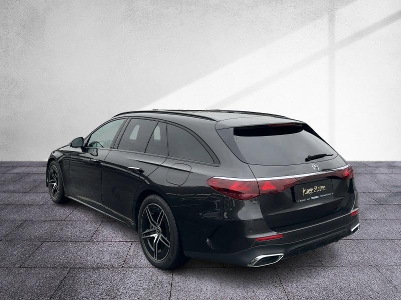 MERCEDES-BENZ E 300 de 4MATIC T-Modell