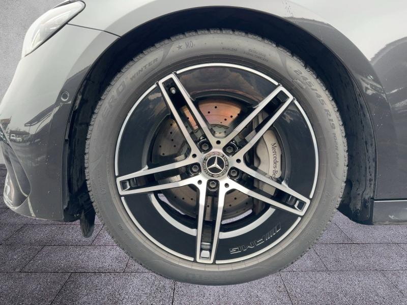 MERCEDES-BENZ E 300 de 4MATIC T-Modell