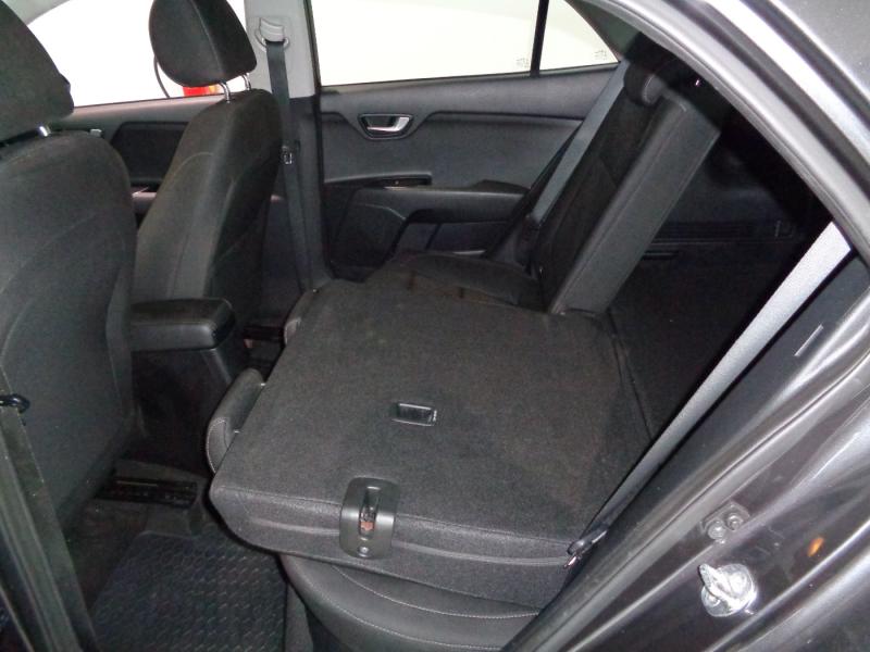 KIA RIO SILBER 1.25 MPI MT5 84 ISG