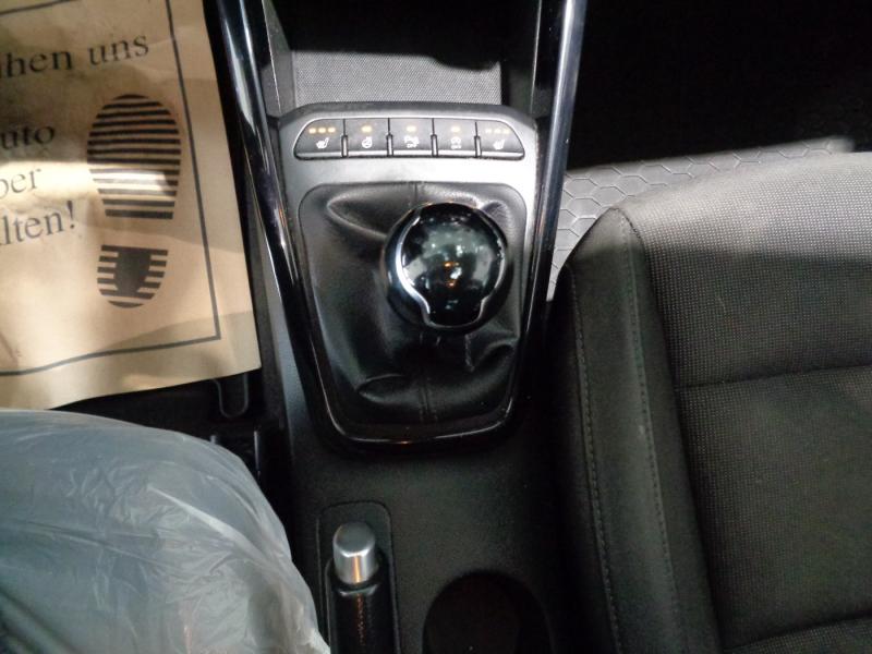 KIA RIO SILBER 1.25 MPI MT5 84 ISG