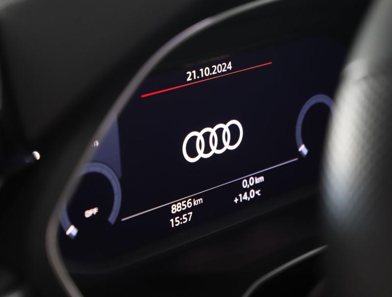 Audi Q3 e-tron 45 TFSI e S line exterieur