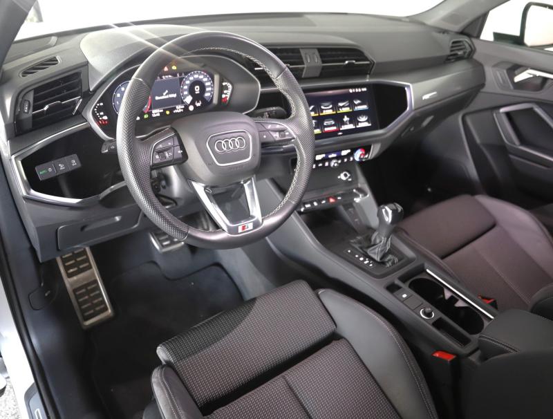 Audi Q3 e-tron 45 TFSI e S line exterieur