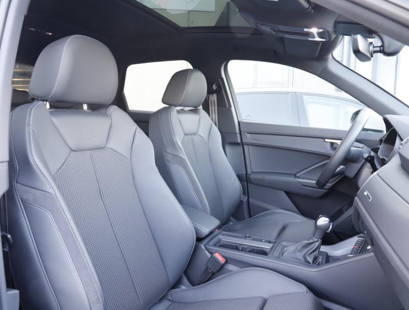 Audi Q3 e-tron 45 TFSI e S line exterieur